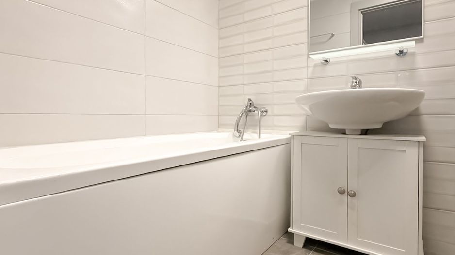 Chirie I Apartament 2 camere I Sisesti I Prima Inchiriere - Poză 8