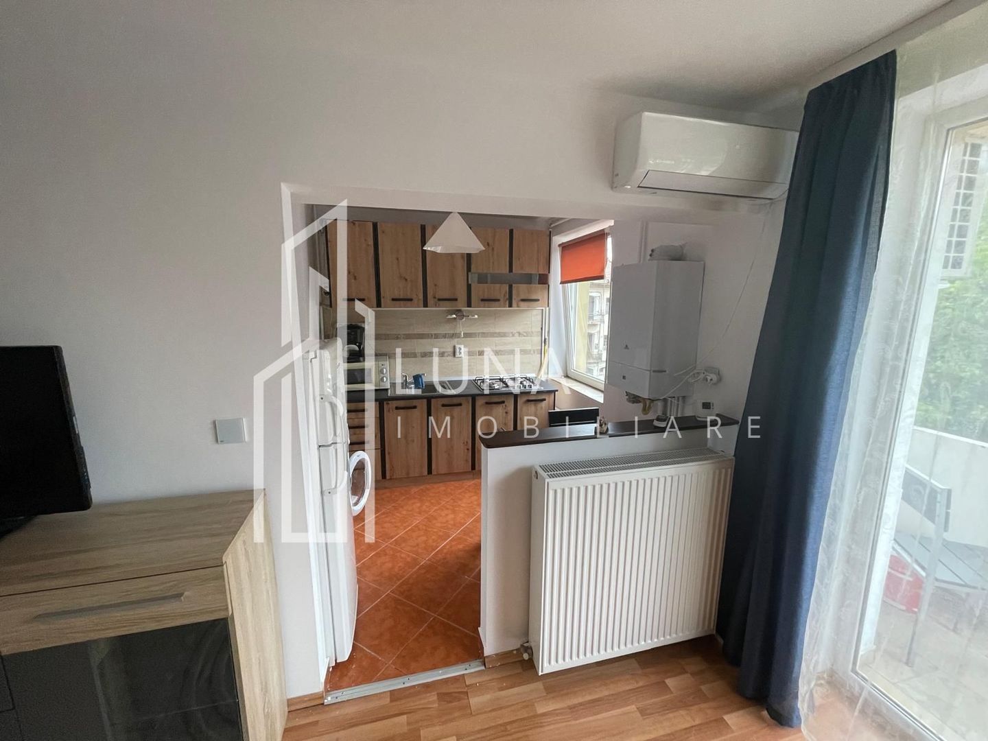 Apartament cu 1 cameră, ultracentral – ideal locuire sau investiție - Poză 8