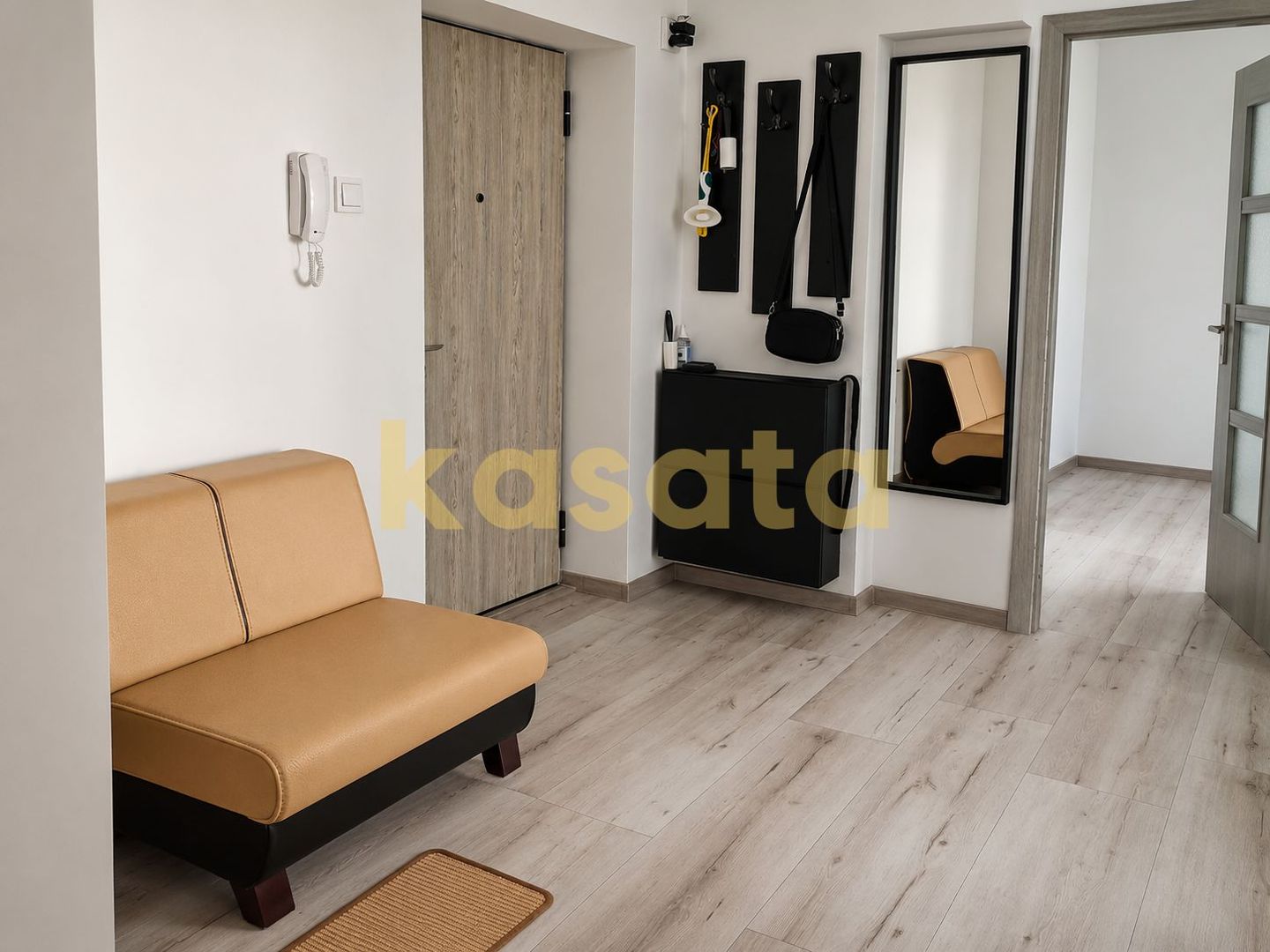 Ap2camere | Bd. Basarabia | Metrou| Mega Mall| Complet renovat| - Poză 3