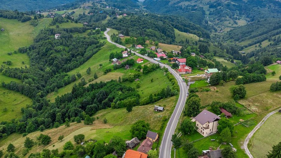 Aproape 4.000 mp, in fascinatia decorului montan, Bran, Moieciu de Jos, Brasov - Poză 7