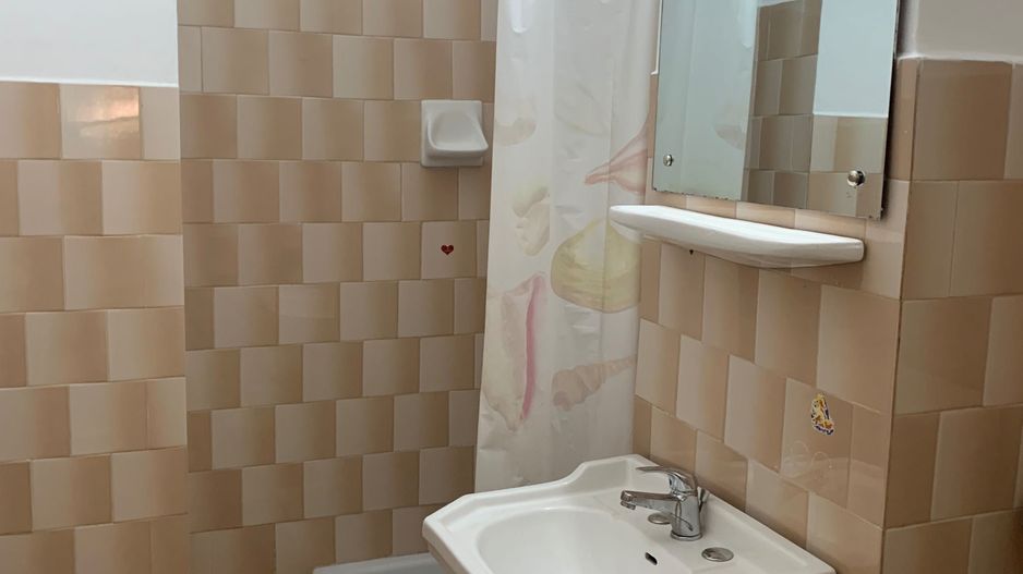 Apartament cu 4 camere de inchiriat zona Dragos Voda, Oradea - Poză 6