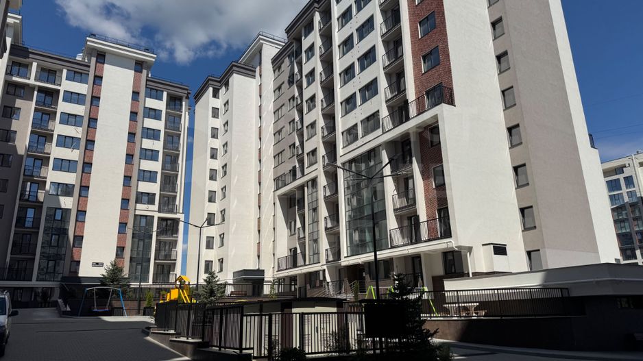 Vânzare, apartament -48.2  mp, str. Milescu Spătarul, Ciocana - Poză 1
