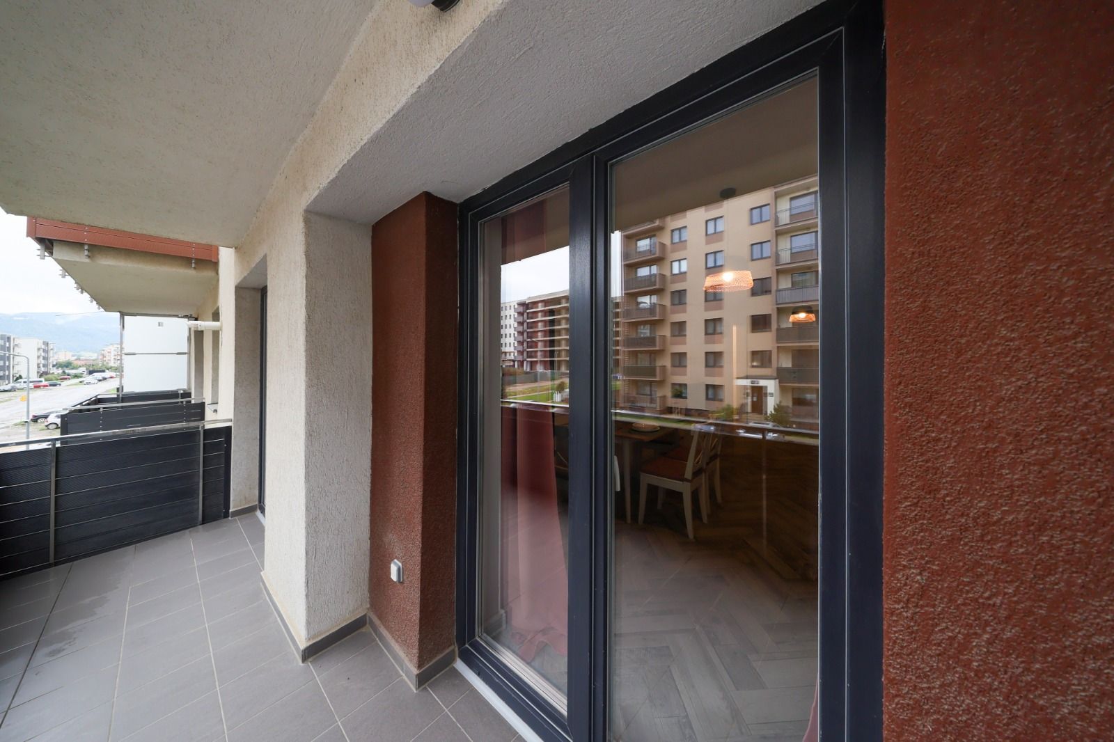 Studio Modern 49 mp | Decomandat | Lângă Coresi Mall | - Poză 10