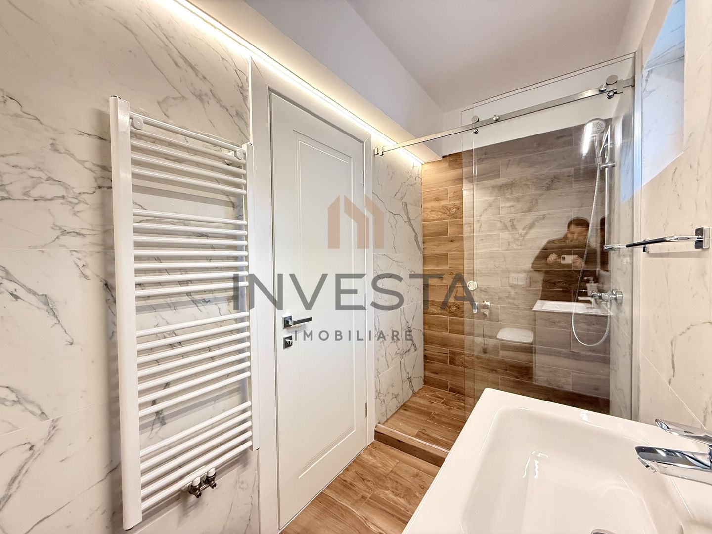 Penthouse modern de 150 mp utili! + 2 Terase de 200 mp! - Poză 16