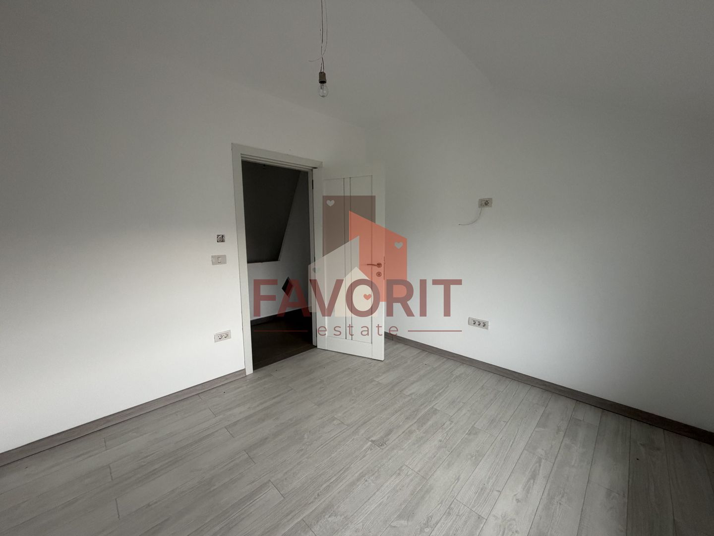 Finisat la cheie. Acces asfaltat. Disponibil imediat - Poză 5