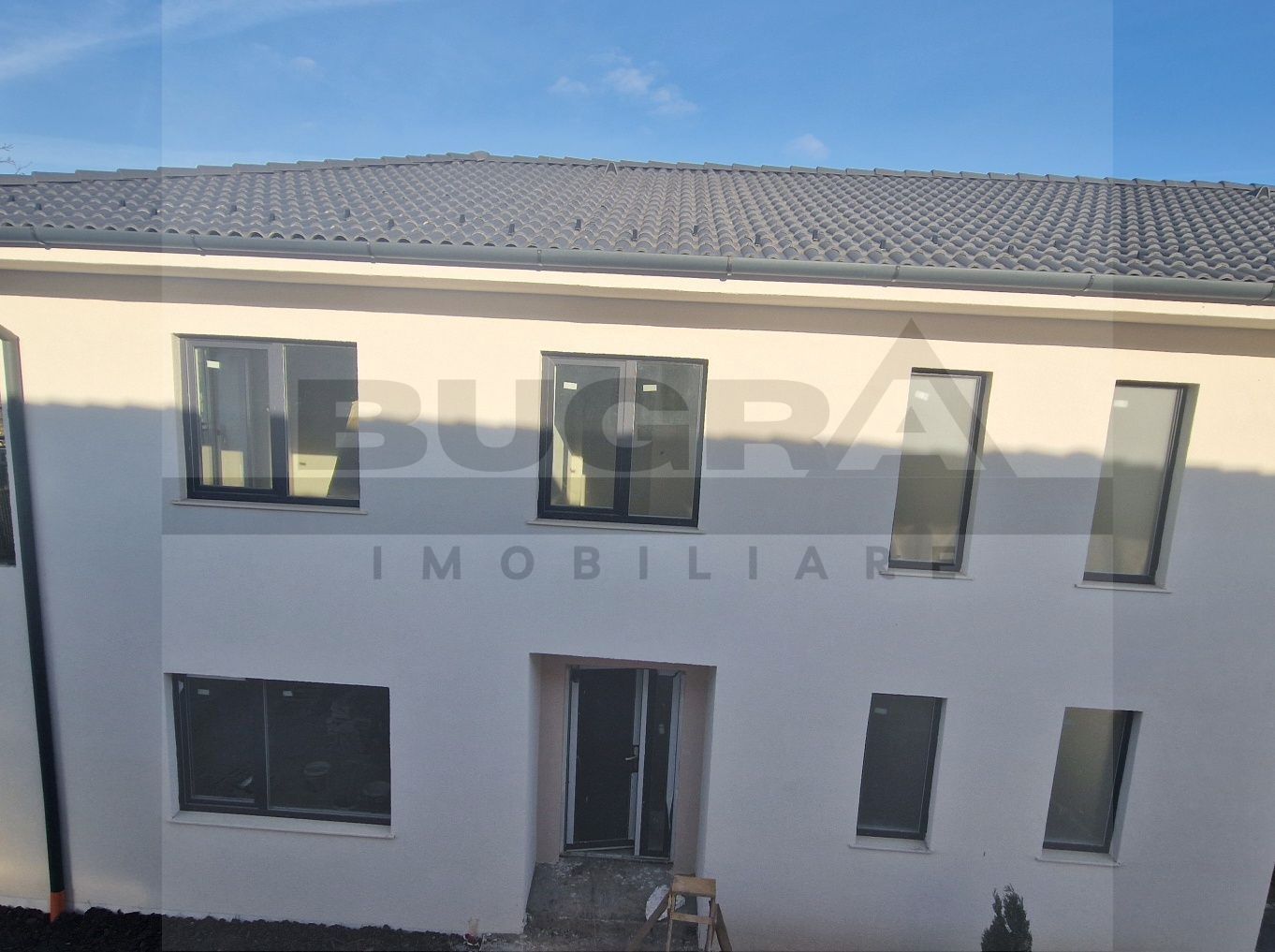 Duplex modern de 4 camere, 120 mp utili, zonă centrală Florești - Poză 2