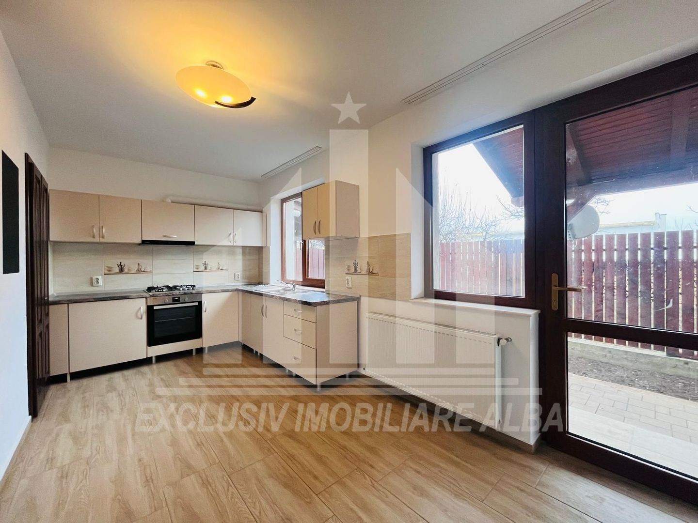 Casa insiruita aproape de Kaufland - Poză 6