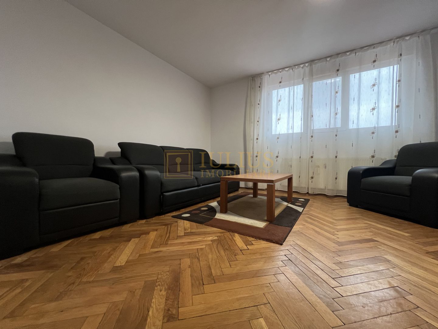 Piata Unirii; dormitor +birou;parcare privata si boxa (centrala proprie si ctr.) - Poză 4