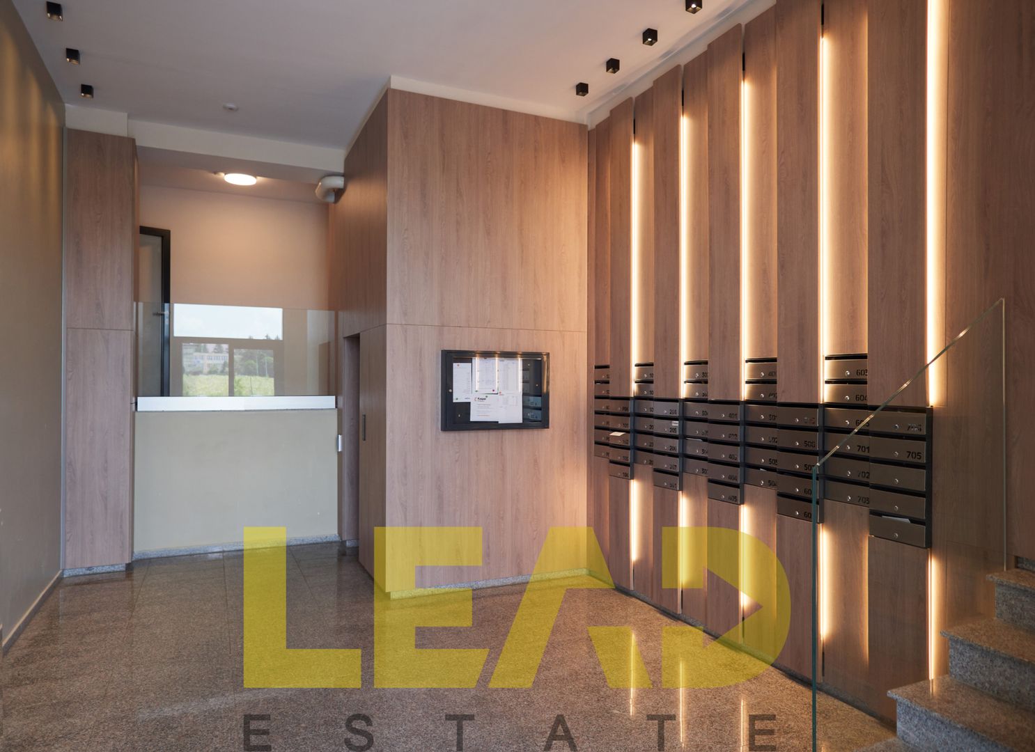 De inchiriat apartament 2 camere, decomandat, cartier Coresi! - Poză 3