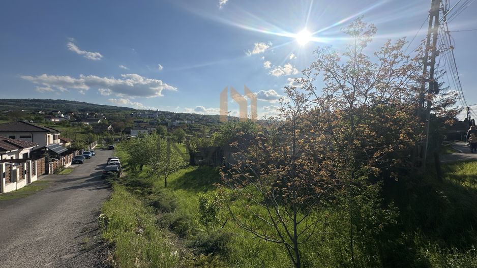 Oportunitate in cartierul Borhanci/1000 mp/front 35 ml - Poză 1