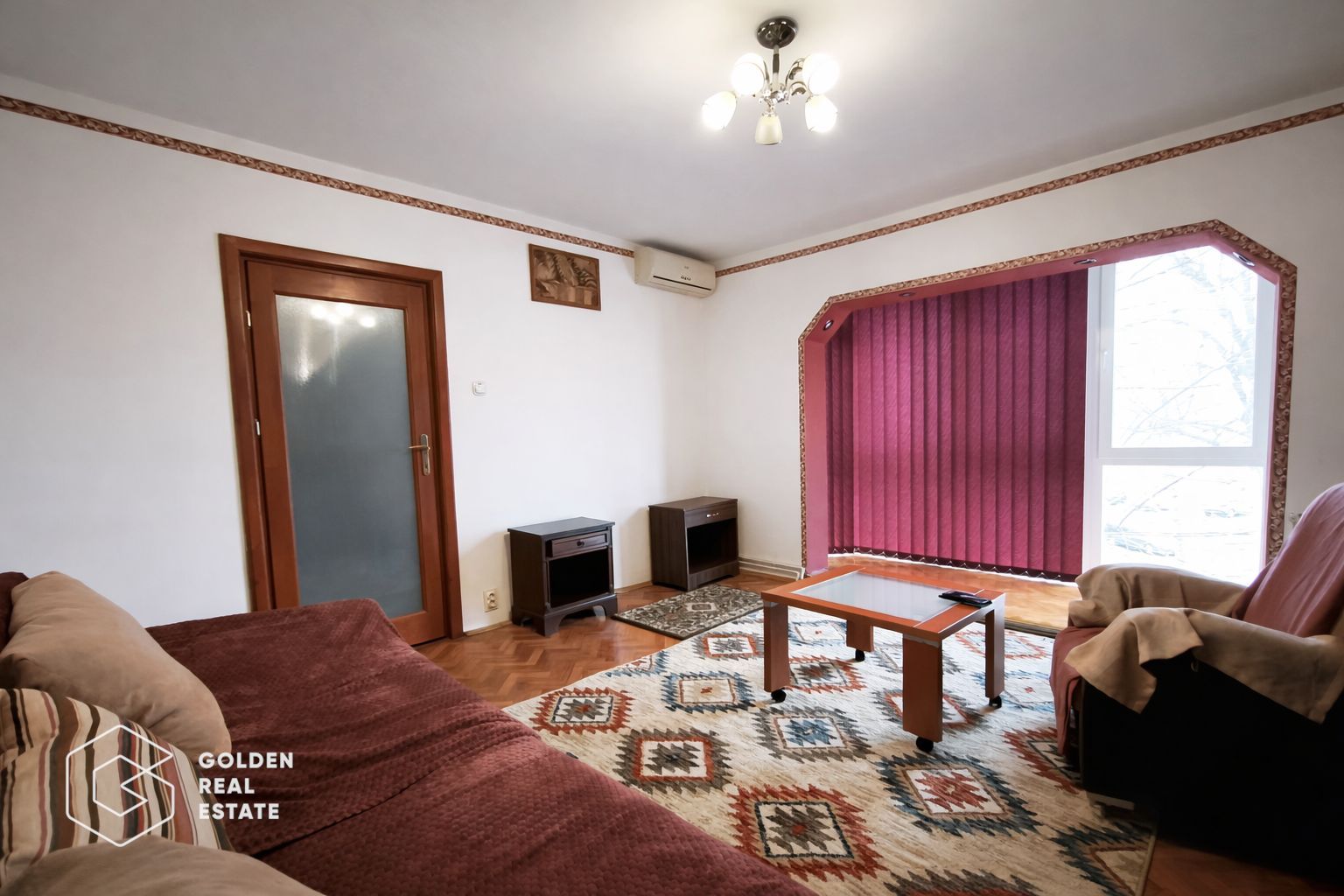Apartament spatios si practic, centrala proprie, Micalaca - Poză 2