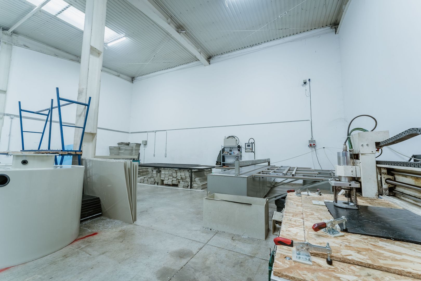 Hală suprafața de 227mp în Arad - Poză 2