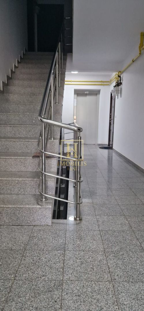 Apartament 3 camere mobilat + garaj Cartier Tei 140000 euro - Poză 9