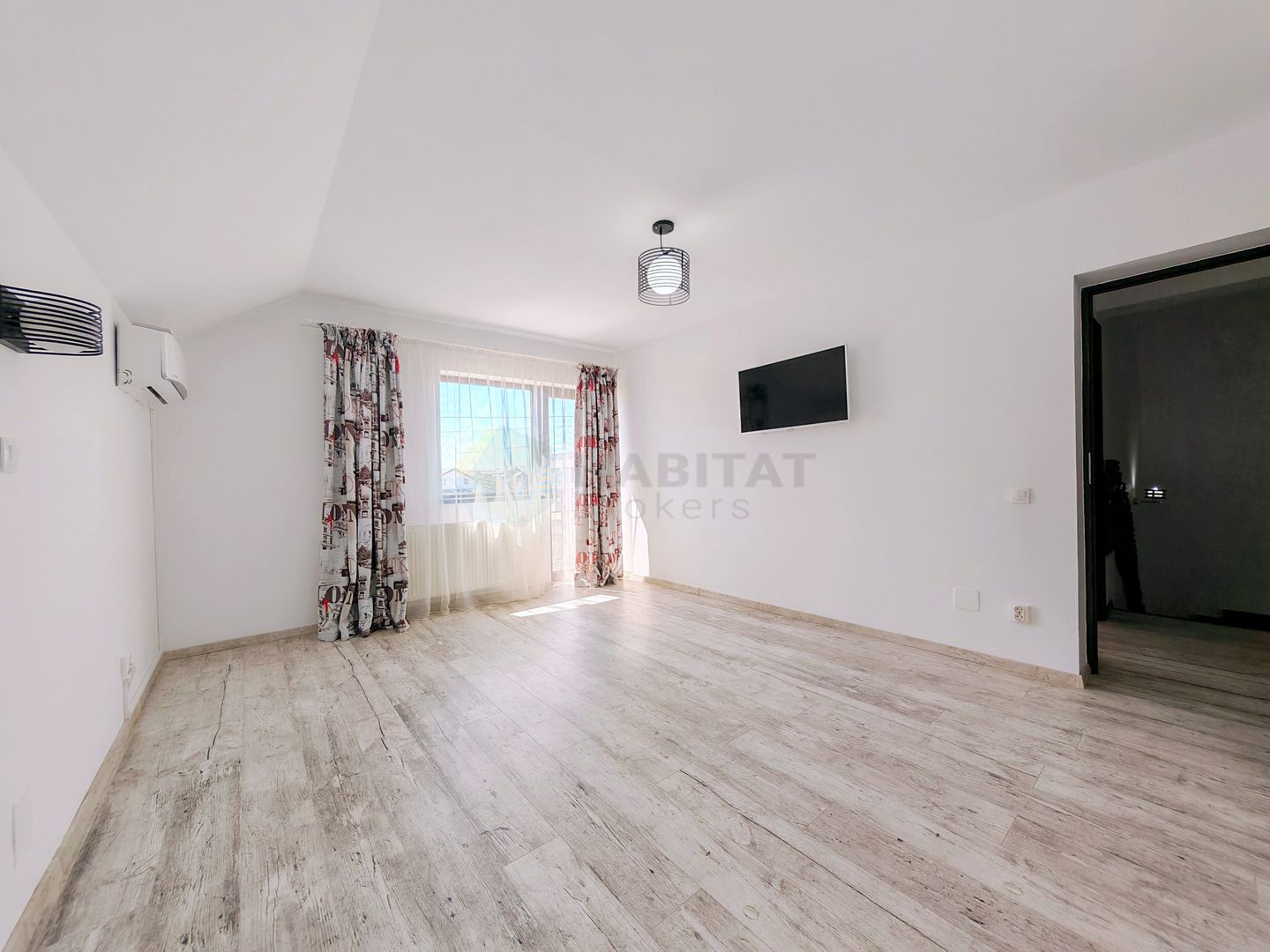 Vila individuala cu teren de 1000mp in Comuna Berceni - Poză 17