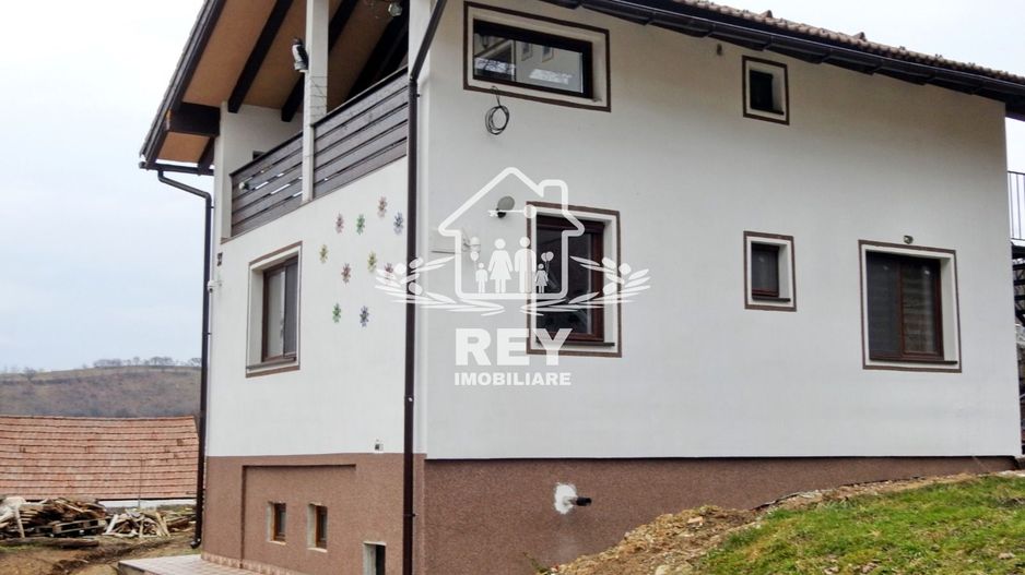 Casa de vacanta / Pensiune de vânzare la 12km de Sibiu - Poză 16