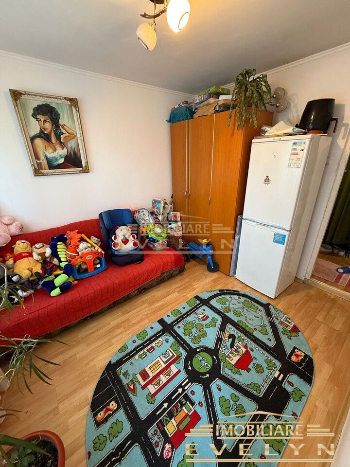 Vânzare Apartament 4 Camere - Decomandat - 78 mp - Str. Împărat Traian (Școala Nr.11) - Poză 7