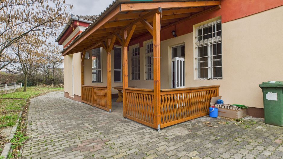 CONAC IMPRESIONANT ÎN GHIOROC - Poză 26