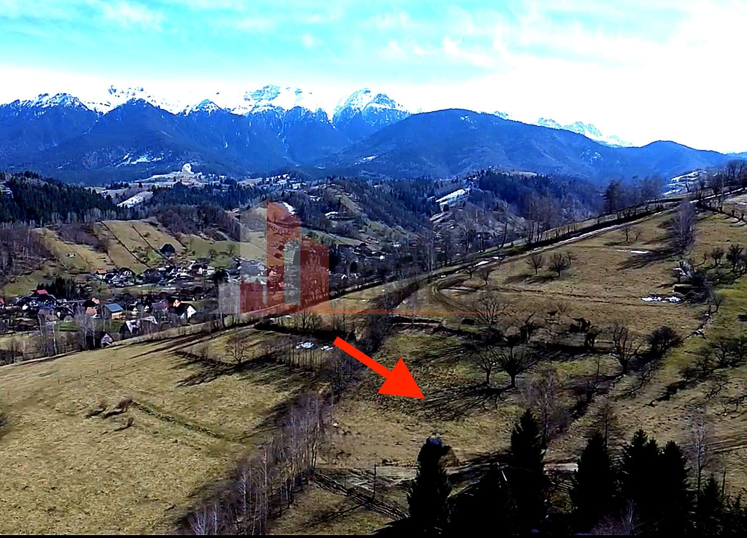 Teren Bran | 3.520 mp | Vedere Bucegi & Castelul Bran - Poză 4