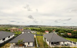 Casă panoramică în Jucu de Sus | Pădure la 200 m, vedere spre Cluj - Poză 19