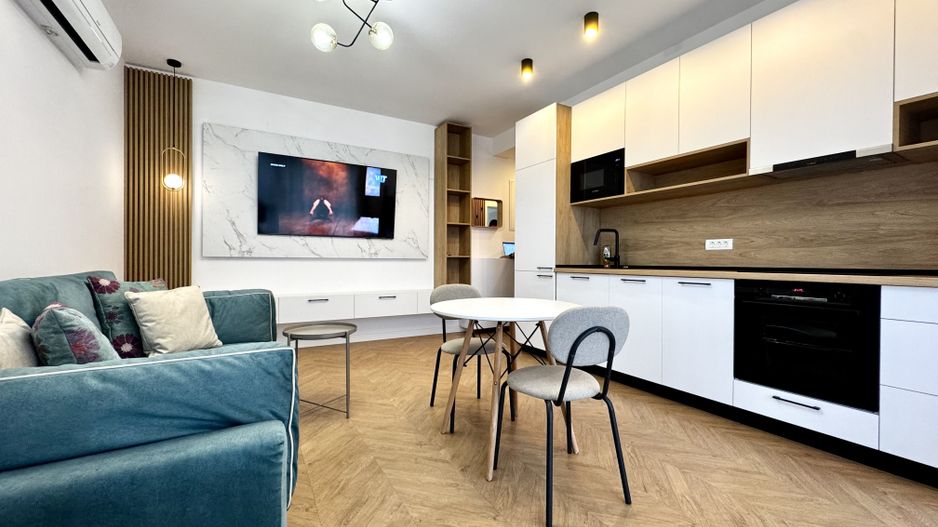 Apartament cu 2 camere, la prima închiriere, primitor si elegant - Poză 1