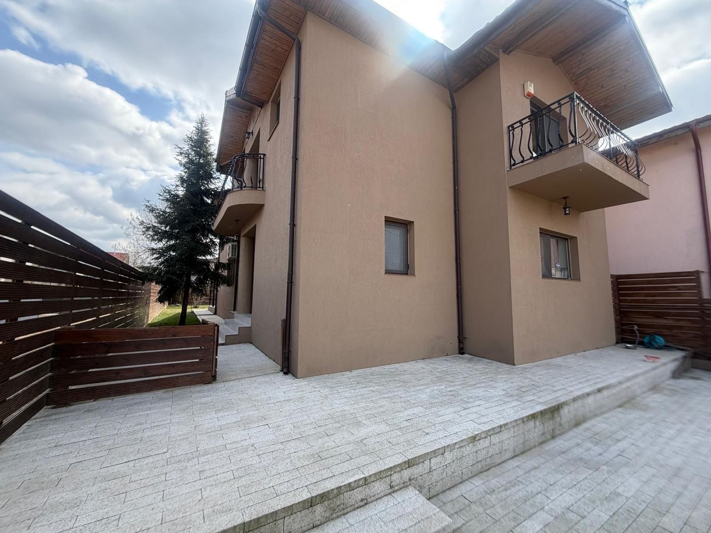 VILA INDIVIDUALA CLINCENI, 5 CAMERE, NOU, TEREN 602MP, COMISION 0% - Poză 2
