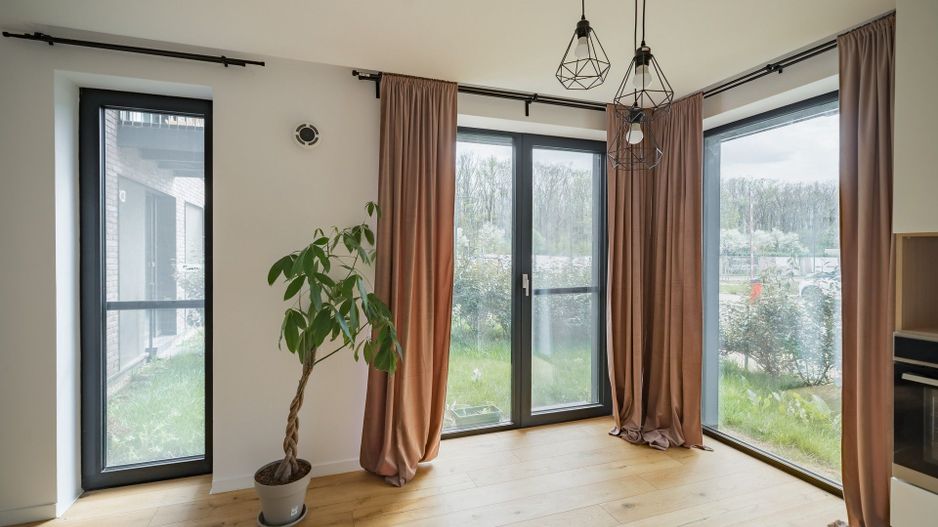 Apartament de 2 camere cu gradina RENT to BUY - Poză 4