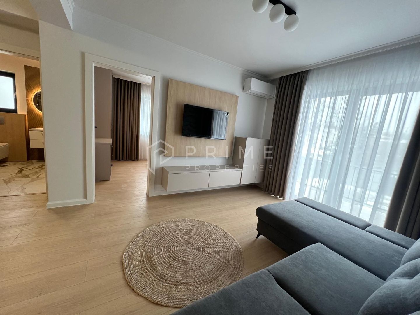 Apartament 2 camere NOU | Ultrafinisat | Semicentral | Parcare - Poză 1