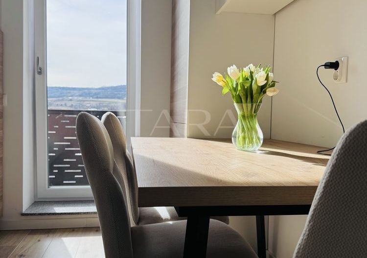 Apartament cu 3 camere, balcon de 9 mp, parcare și boxă de depozitare. - Poză 4