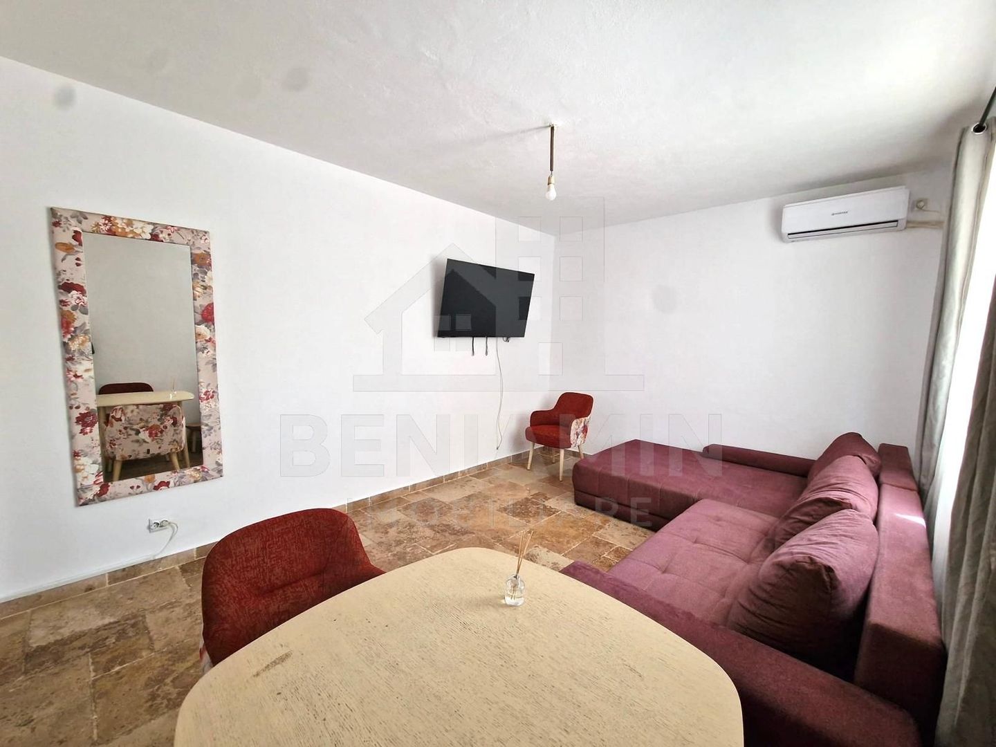 2 decomandat - centrala proprie - mobilat - utilat - English Park - Poză 3