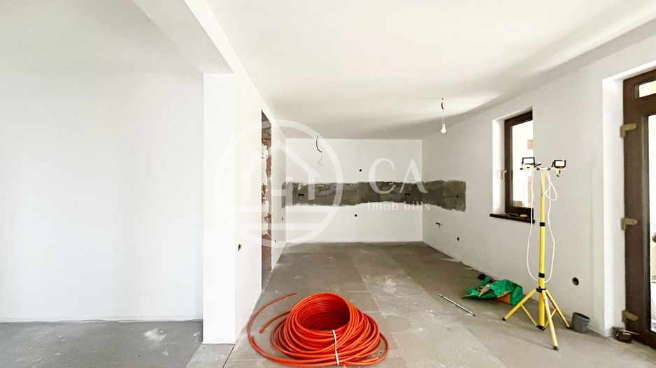 Casă de vânzare cu 3 camere in Cihei, Bihor - Poză 7