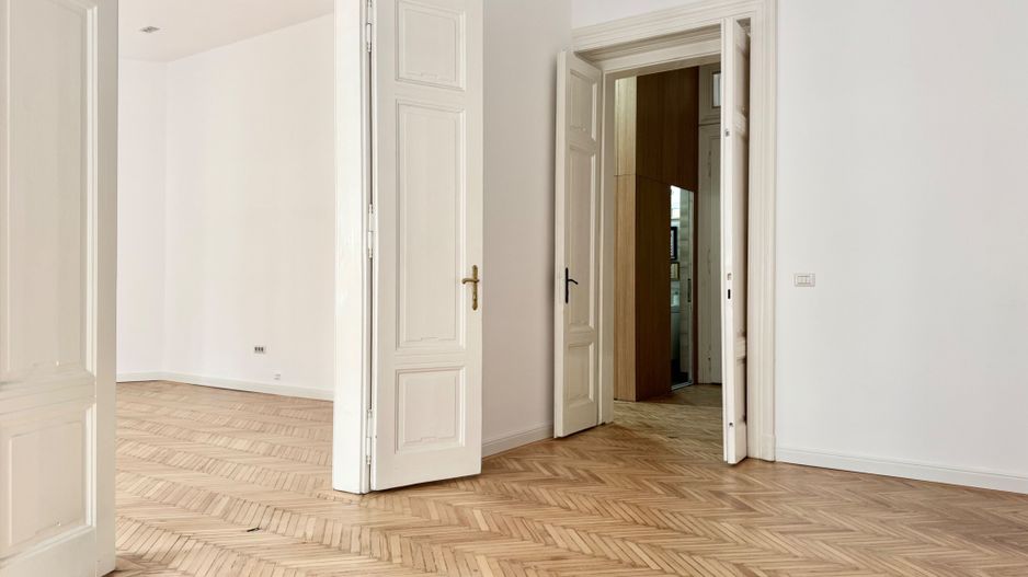 Birouri reprezentative, finisaje moderne, prima închiriere - Poză 8