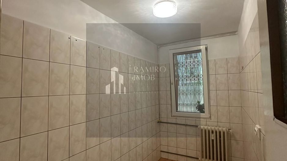 Garsoniera decomandata Brancoveanu - Poză 3