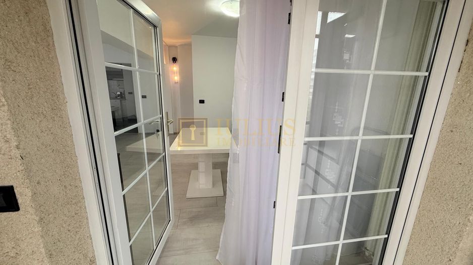 Medicina, 2 camere, 2 bai, centrala proprie, apartament spatios-105 mp - Poză 14