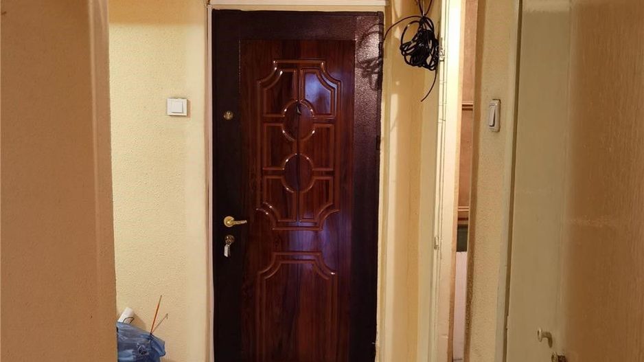 APARTAMENT 3 CAMERE LA BULEVARD | GORJULUI - Poză 2