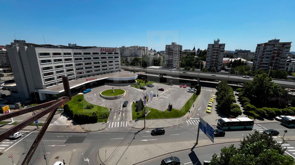 Ramada doua camere ultracentral modern 56mp balcon boxa - Poză 1