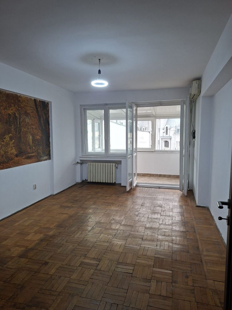 3 camere | parc Cismigiu | Liceul Lazar | Regina Elisabeta - Poză 1