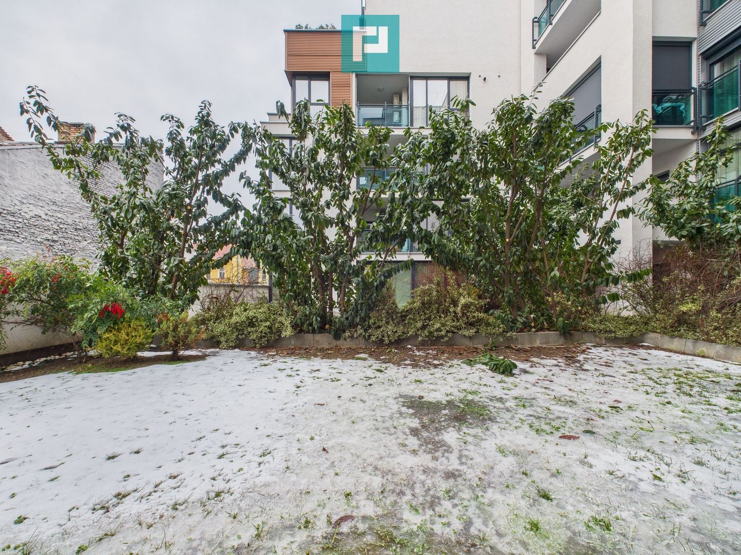 Apartament cu 3 camere și gradină - Poză 10