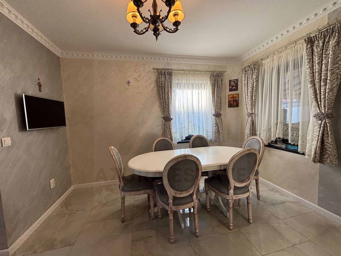 Casa individuala ultrafinisata 200 mp utili si teren 462 mp  Selimbar - Poză 11