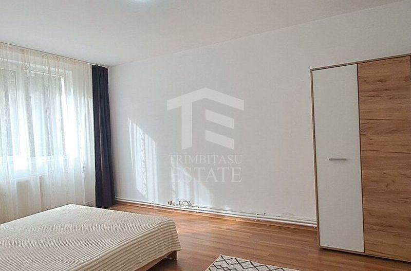 3 camere | Centrala proprie | Parcare - Poză 1