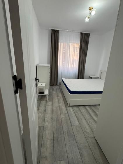Apartament 3 camere de închiriat Apărătorii Patriei Parcare subterană - Poză 5