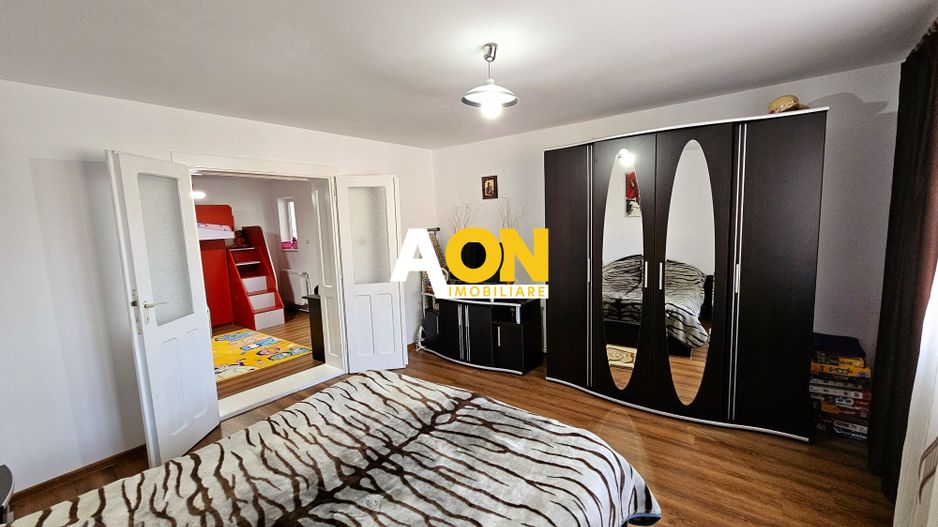 Casa 3 camere, 890 mp teren, mobilata, utilata, Barabant - Poză 13