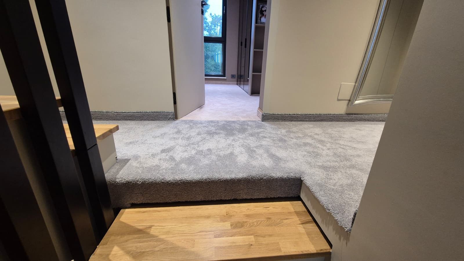 VILA NOUA | MOBILATA SI UTILATA | DAMAROAIA | LANGA PETROM CITY - Poză 38