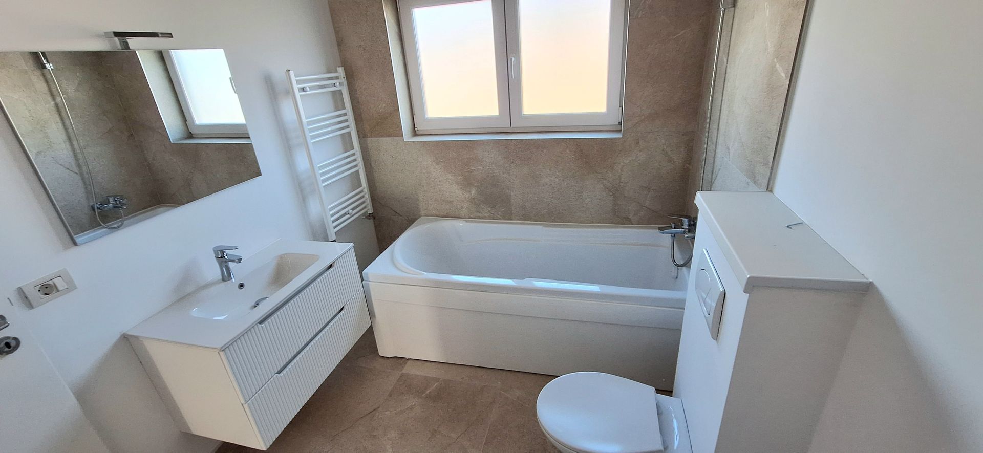 DUPLEX FINALIZAT - finisat la cheie - Poză 12