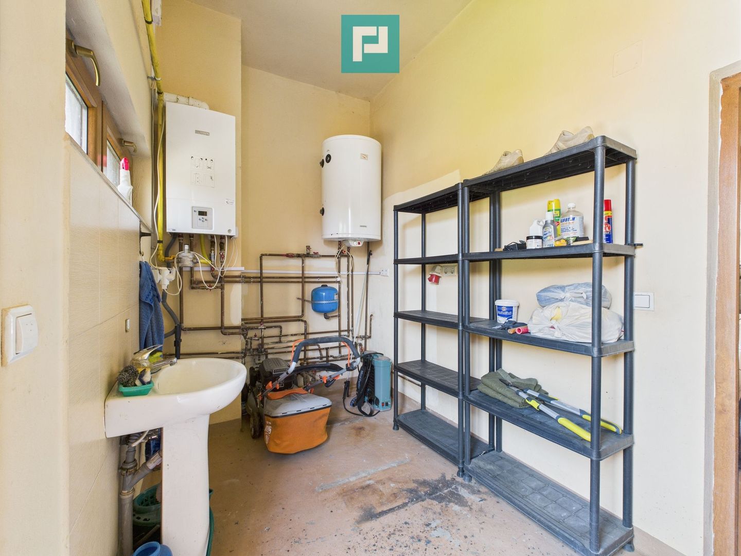 Casă cochetă în Sânleani - Cartierul Florilor - Poză 30