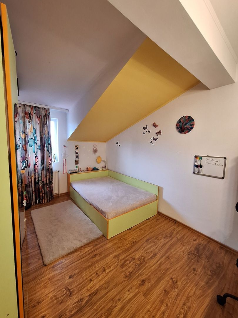 Superba Vilă 5 Camere Cartier Roșu Militari - Poză 7