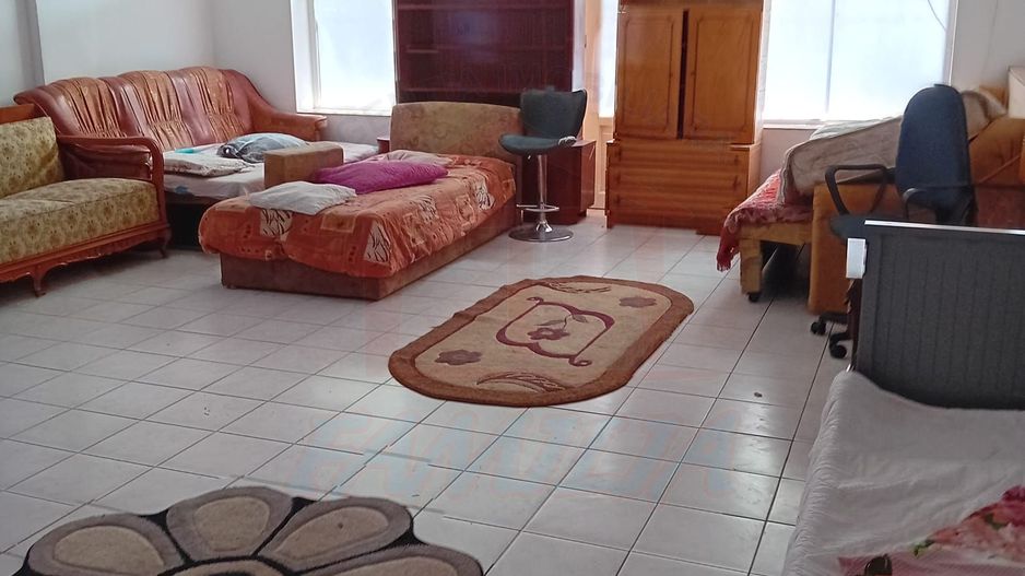 PROPRIETATE P+P1 CU 10 CAMERE – DE ÎNCHIRIAT SAU DE VÂNZARE - Poză 9