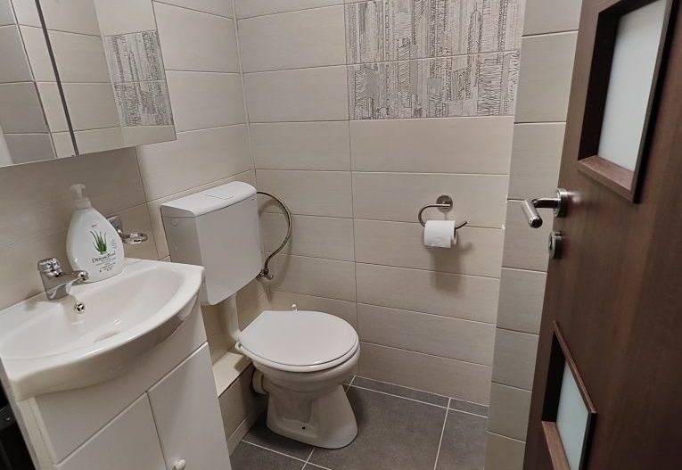 De Inchiriat – Apartament 3 Camere,  Aproape de Metrou Brâncoveanu - Poză 8