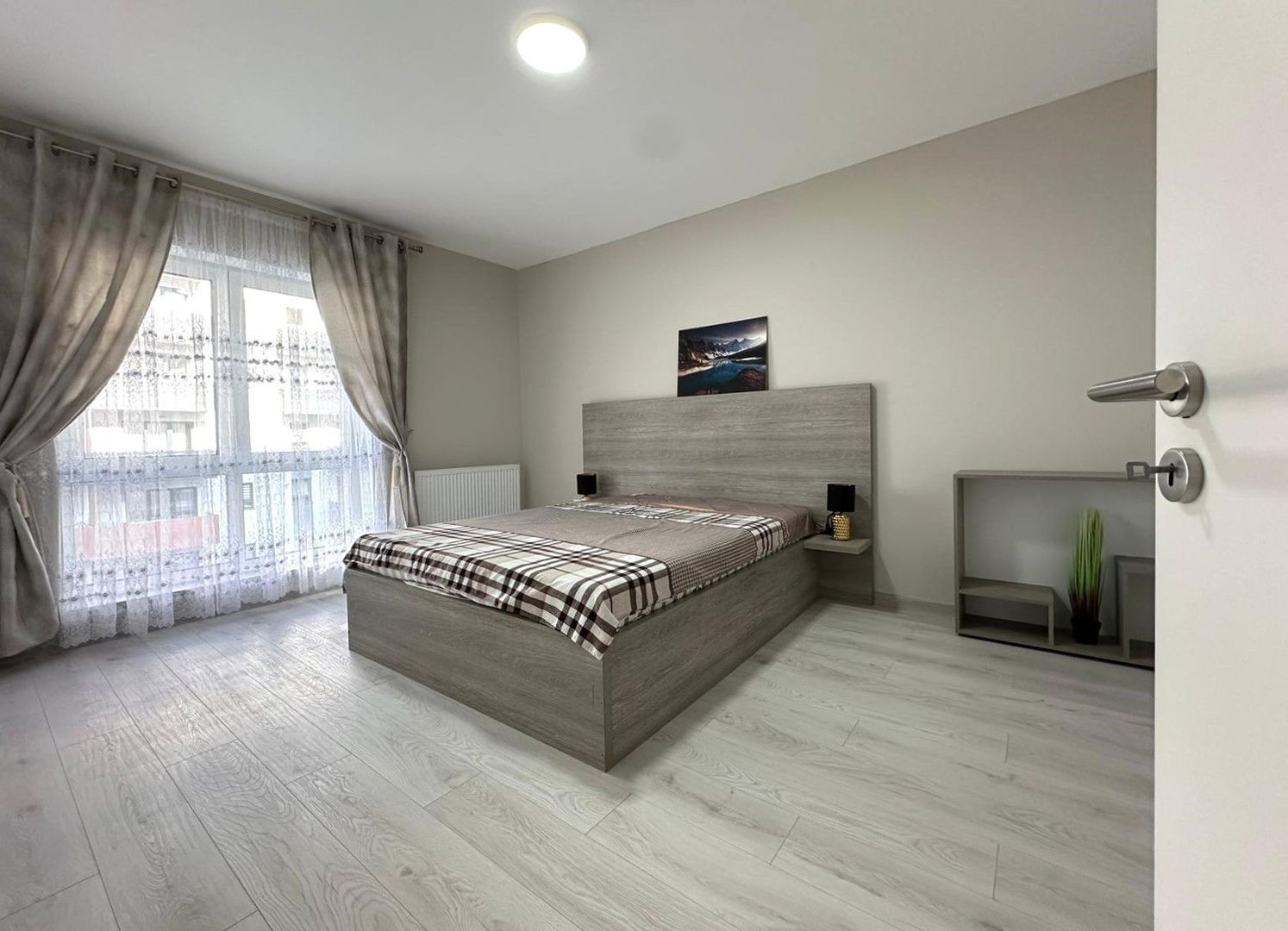 Vanzare apartament nou mobilat cu parcare si boxa Avantgarden 3 - Poză 11