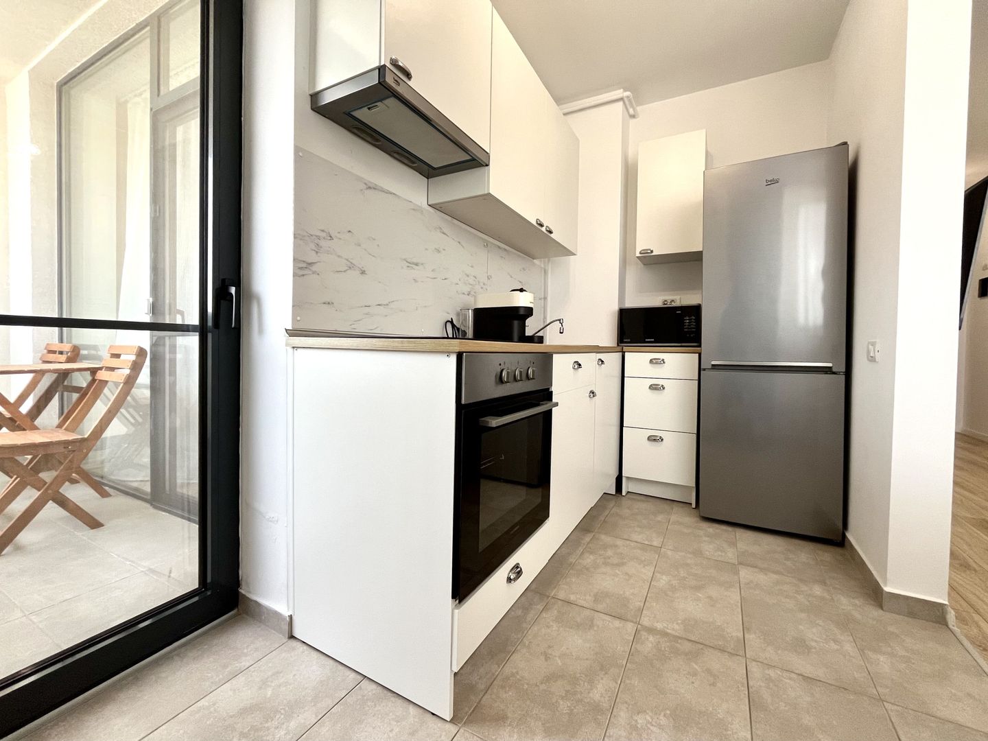 2 camere | vibrant si primitor| XCITY TOWER| zona Iulius Town - Poză 10