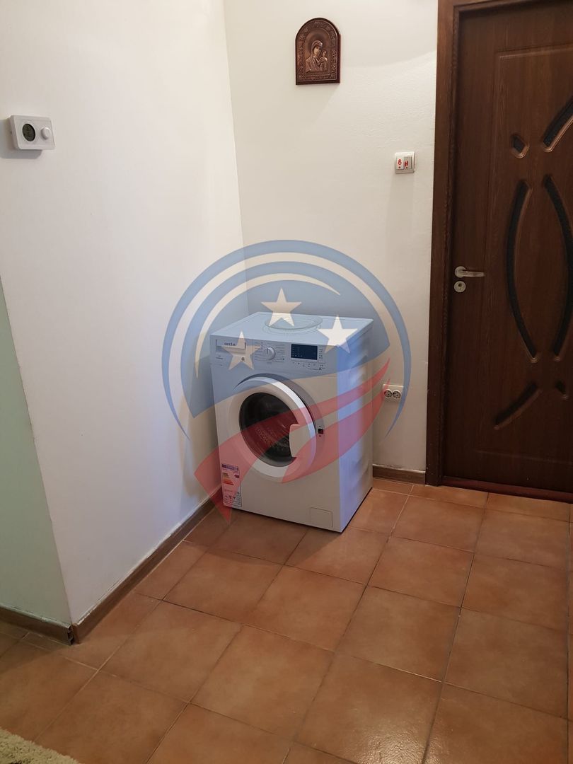GARSONIERA  40 mp - DE INCHIRIAT - Poză 2
